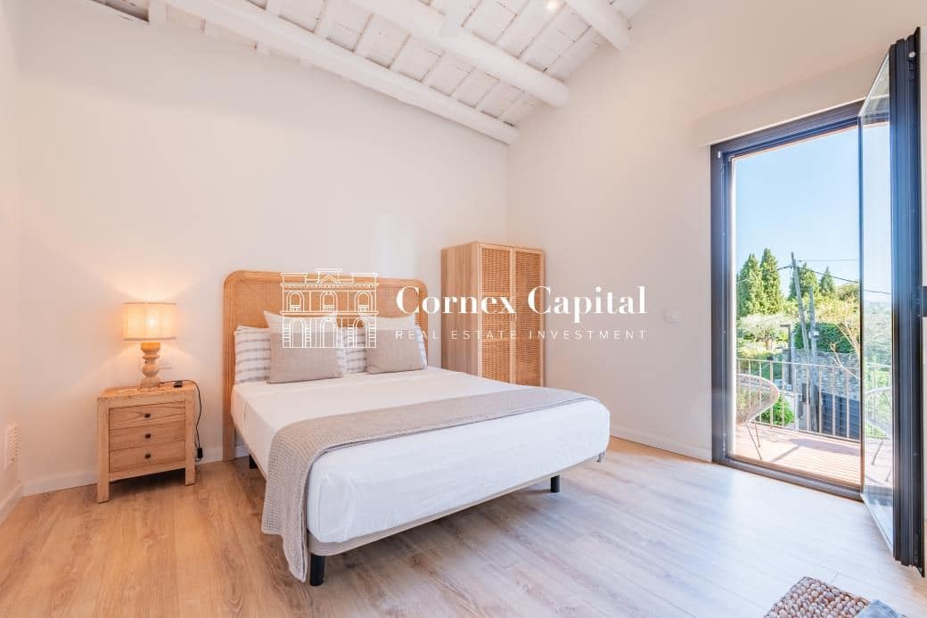 3 soveværelse Byhus til salg i Castell d'Emporda med swimmingpool - € 765.000 (Ref: 9215086)