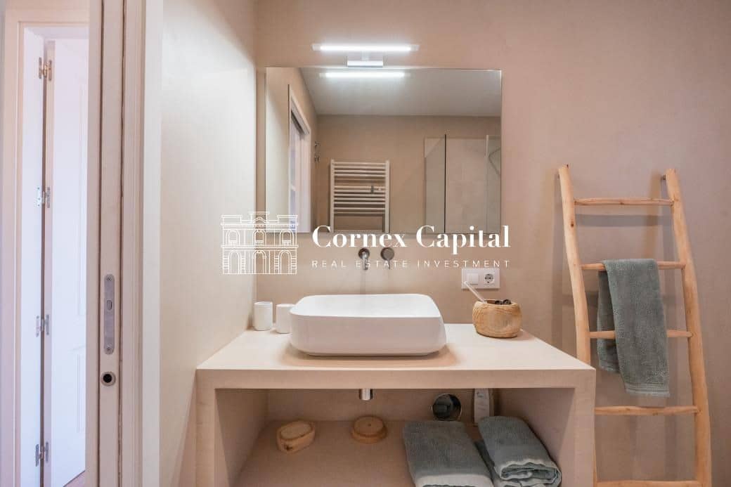 3 soveværelse Byhus til salg i Castell d'Emporda med swimmingpool - € 765.000 (Ref: 9215086)