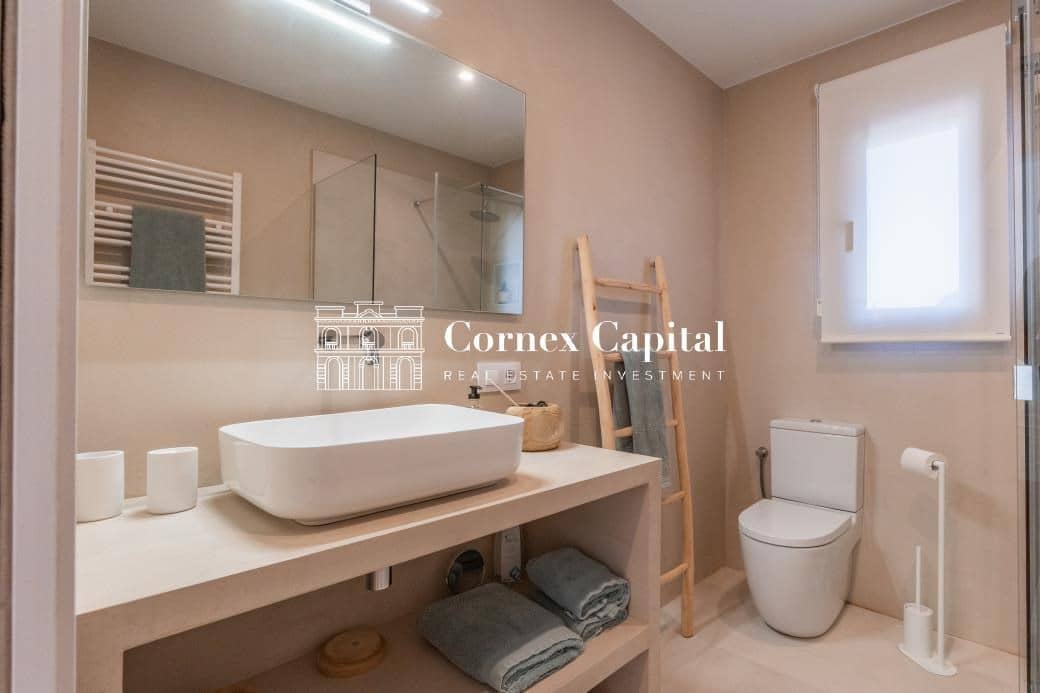 3 soveværelse Byhus til salg i Castell d'Emporda med swimmingpool - € 765.000 (Ref: 9215086)