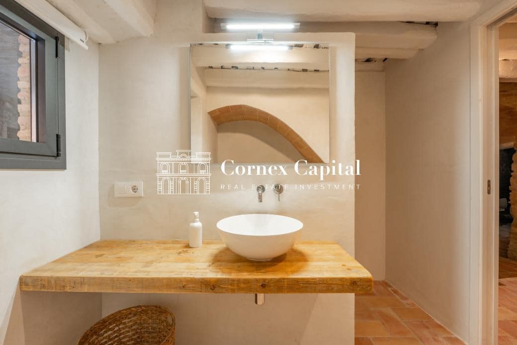 3 soveværelse Byhus til salg i Castell d'Emporda med swimmingpool - € 765.000 (Ref: 9215086)