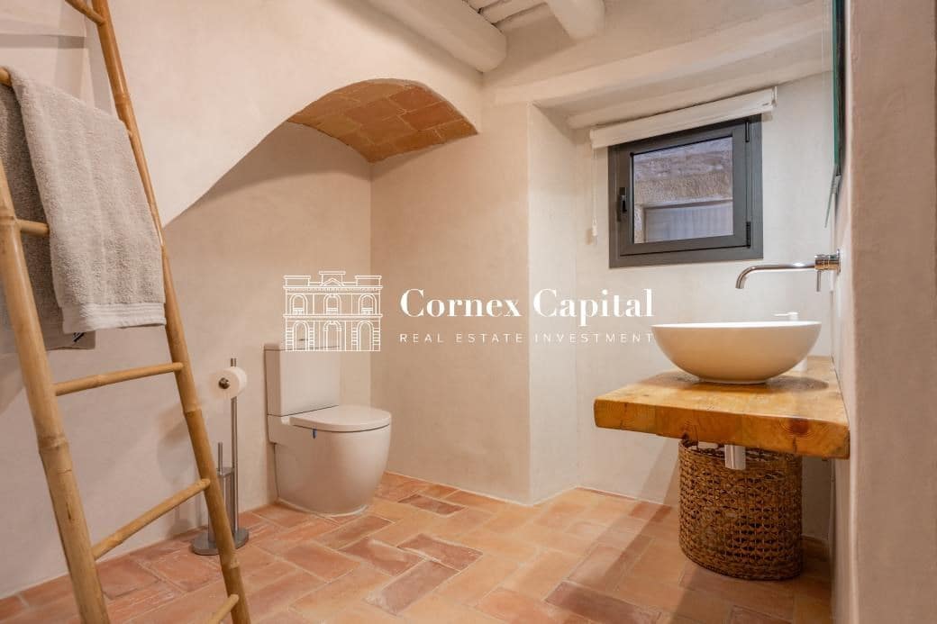 3 soveværelse Byhus til salg i Castell d'Emporda med swimmingpool - € 765.000 (Ref: 9215086)