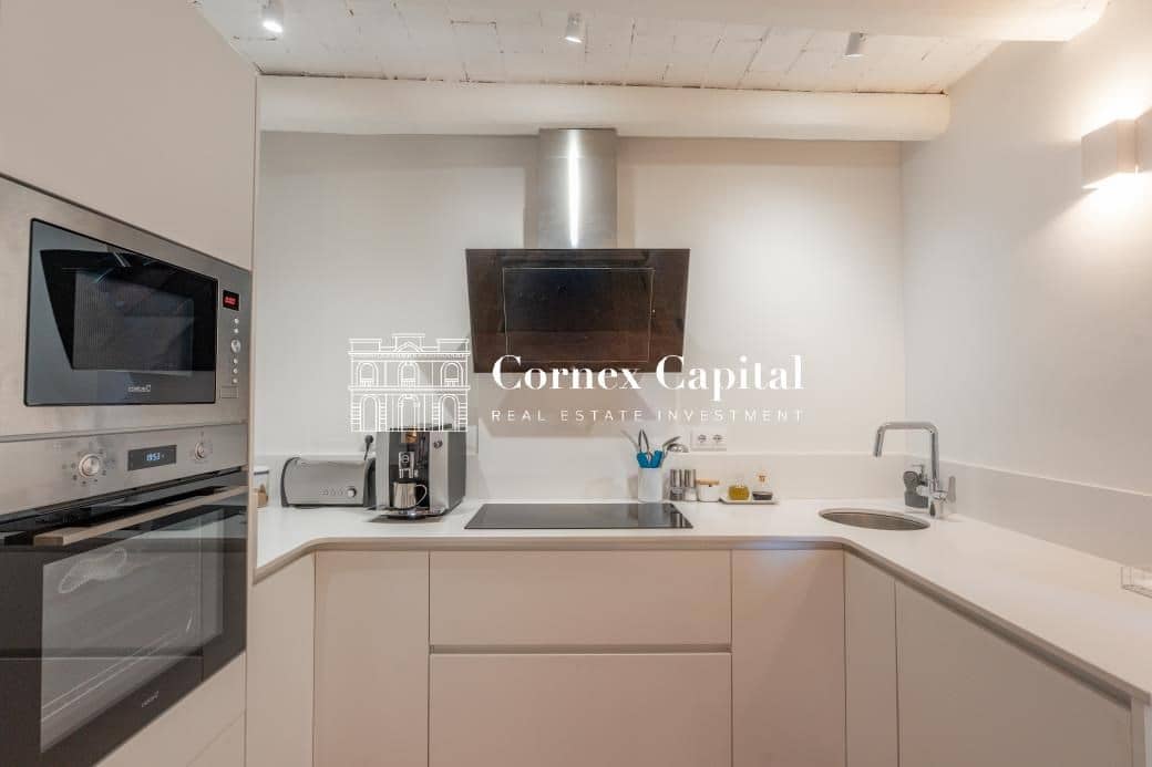 3 soveværelse Byhus til salg i Castell d'Emporda med swimmingpool - € 765.000 (Ref: 9215086)