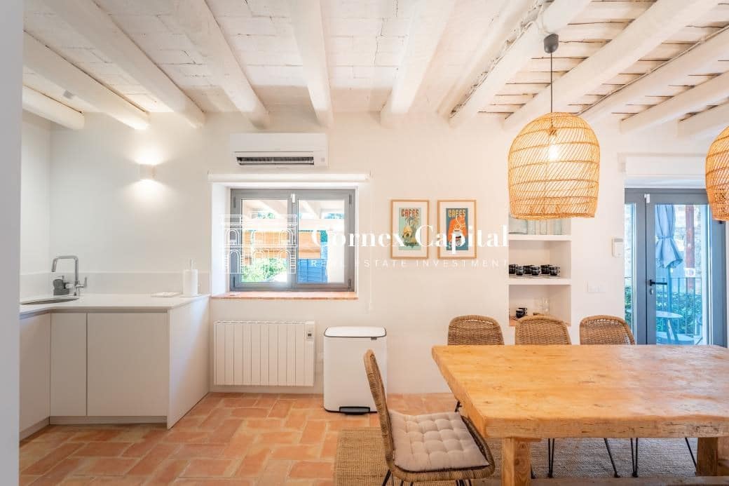 3 soveværelse Byhus til salg i Castell d'Emporda med swimmingpool - € 765.000 (Ref: 9215086)