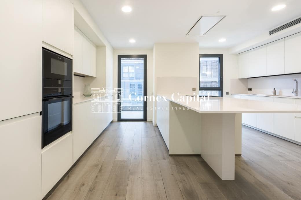 5 sovrum Lägenhet till salu i Esplugues de Llobregat med pool garage - 1 990 000 € (Ref: 9217430)