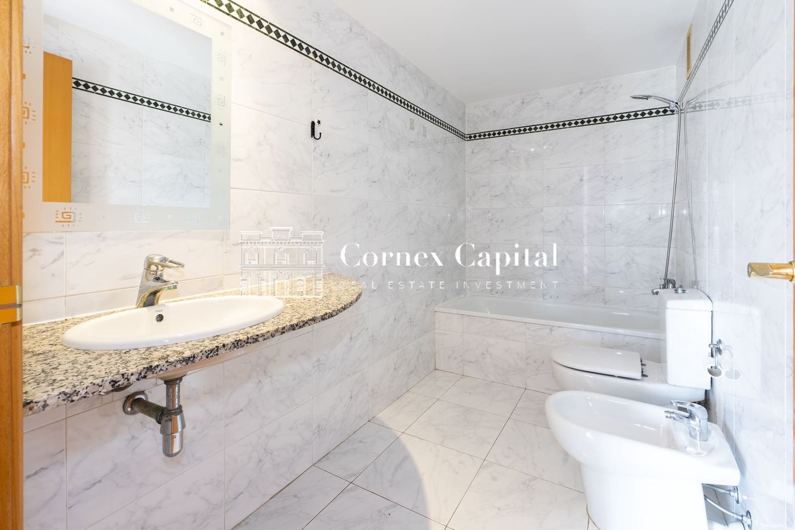 3 soverom Leilighet til salgs i Barcelona by med garasje - € 746 500 (Ref: 9247045)