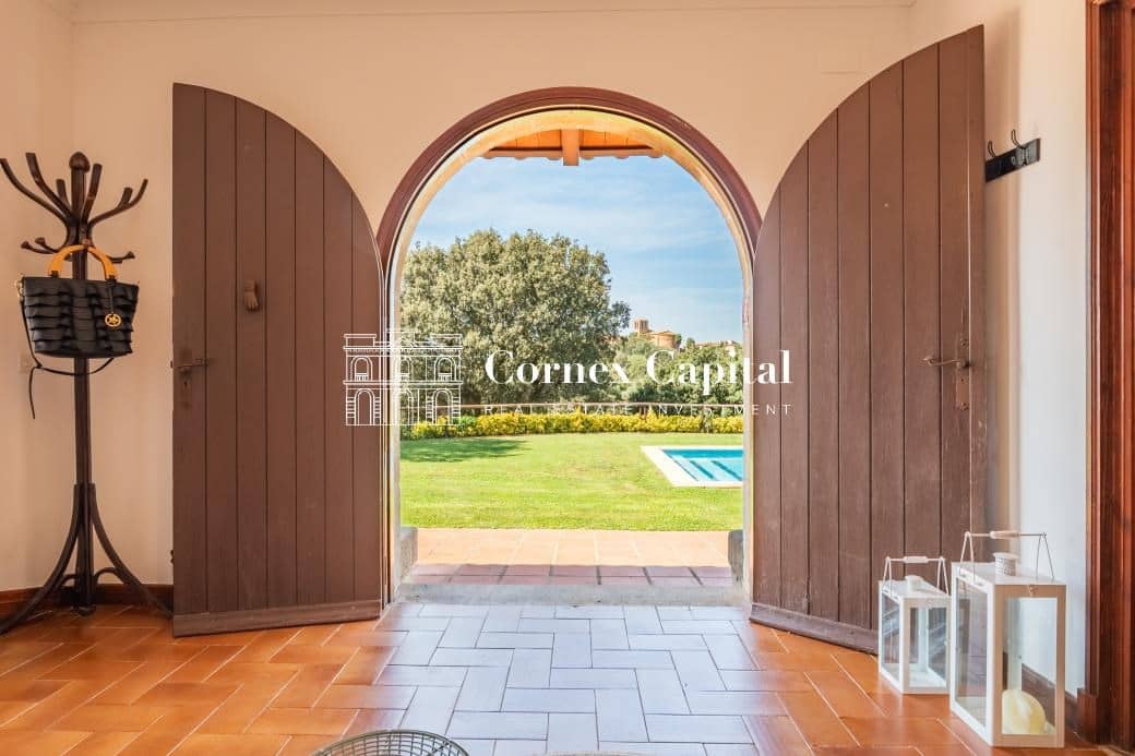 7 soveværelse Finca/Landehus til leje i Llabia med swimmingpool - € 10.000 (Ref: 9264292)