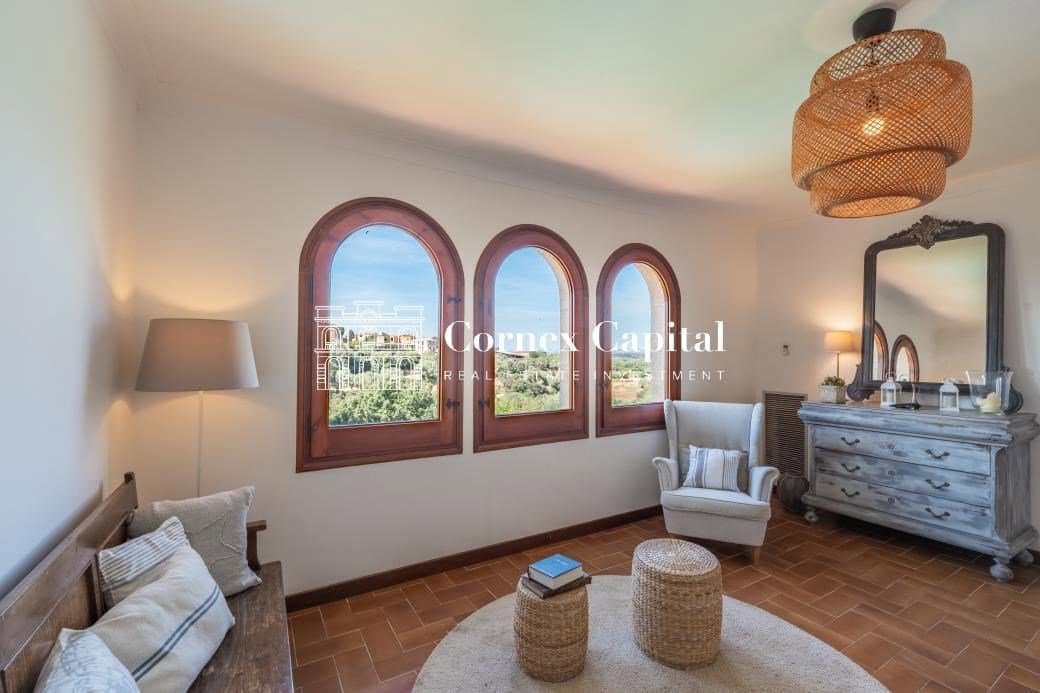 7 bedroom Finca/Country House for rent in Llabia with pool - € 10,000 (Ref: 9264292)