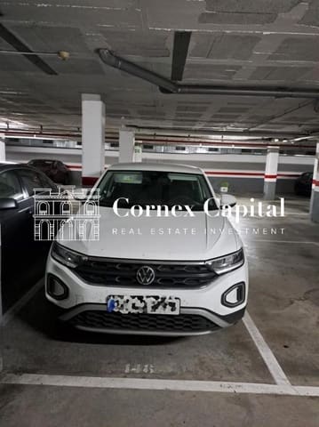 Garage in vendita in El Poblenou, Barcelona città - 23.000 € (Rif: 9282050)