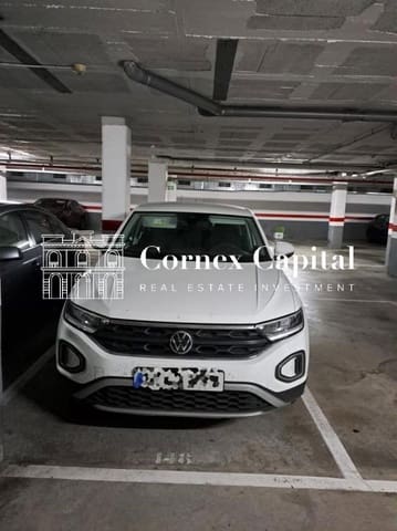 Autotalli myytävänä paikassa El Poblenou, Barcelona kaupunki - 23 000 € (Ref: 9282050)