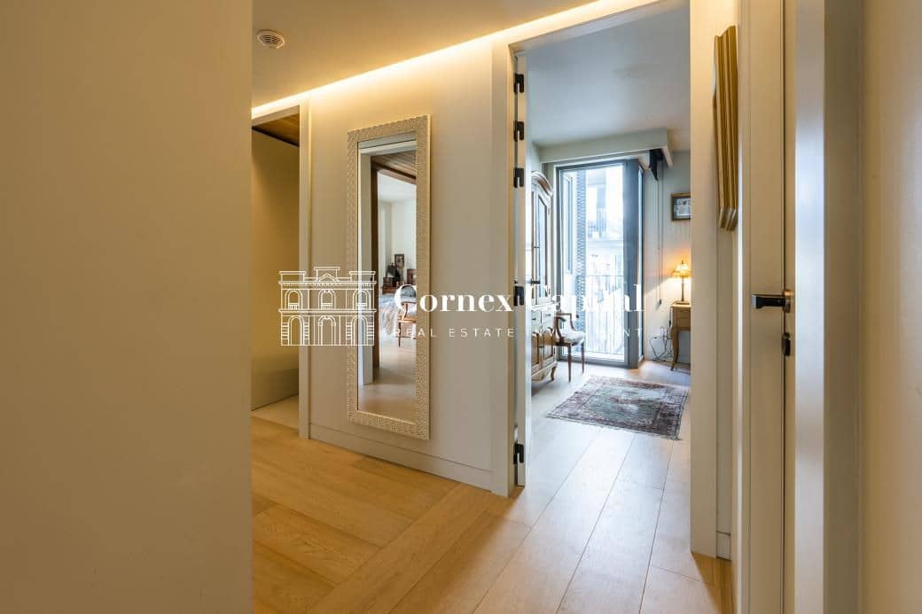 3 soveværelse Lejlighed til salg i Barcelona by med swimmingpool garage - € 1.680.000 (Ref: 9371872)