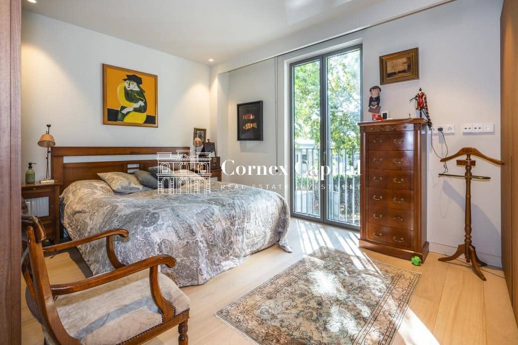 3 soveværelse Lejlighed til salg i Barcelona by med swimmingpool garage - € 1.680.000 (Ref: 9371872)