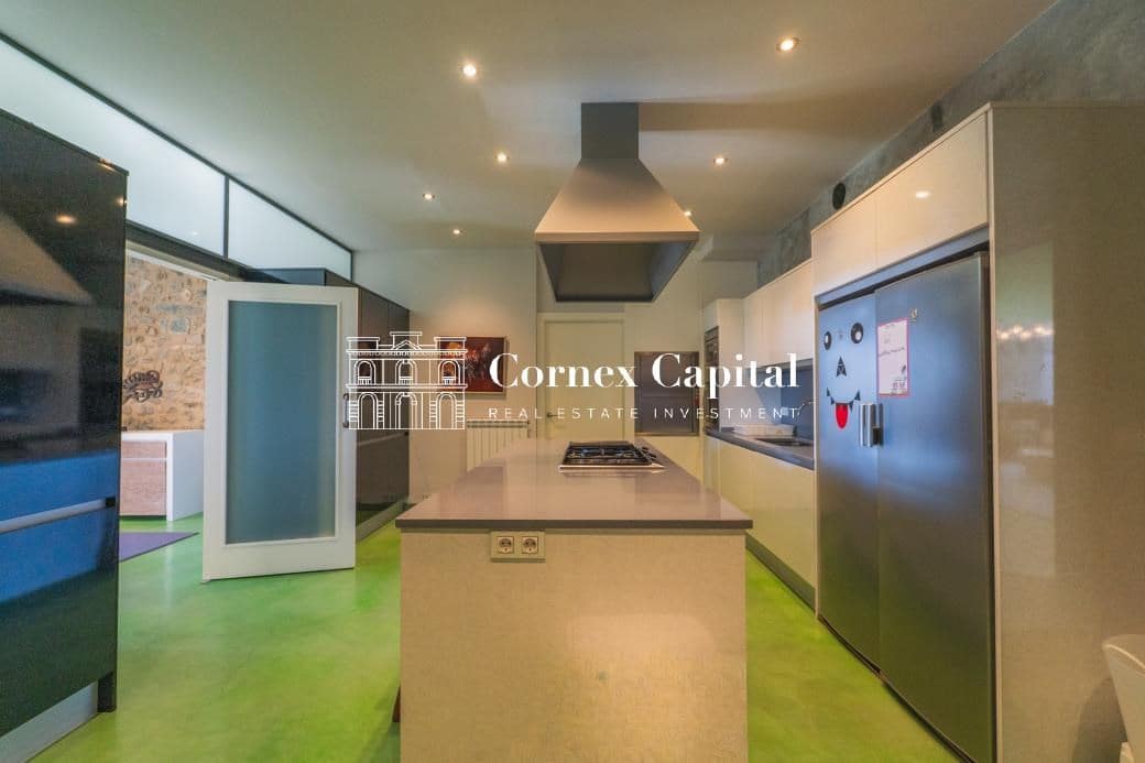 10 makuuhuone Maalaistalo myytävänä paikassa Macanet de Cabrenys mukana 
autotalli - 2 700 000 € (Ref: 9390389)