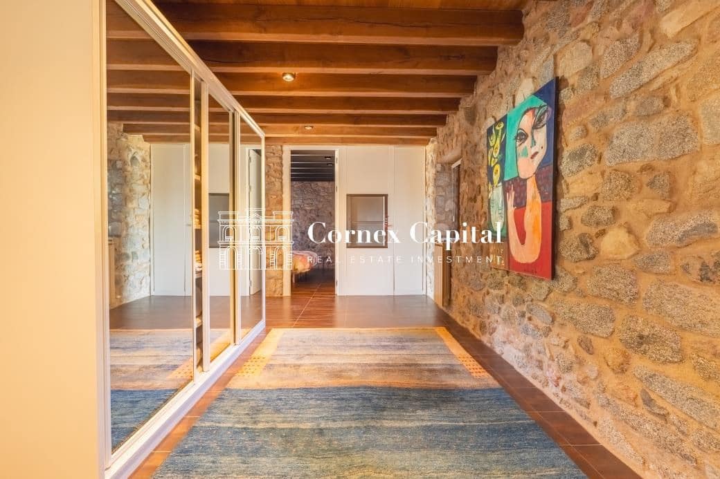 10 makuuhuone Maalaistalo myytävänä paikassa Macanet de Cabrenys mukana 
autotalli - 2 700 000 € (Ref: 9390389)