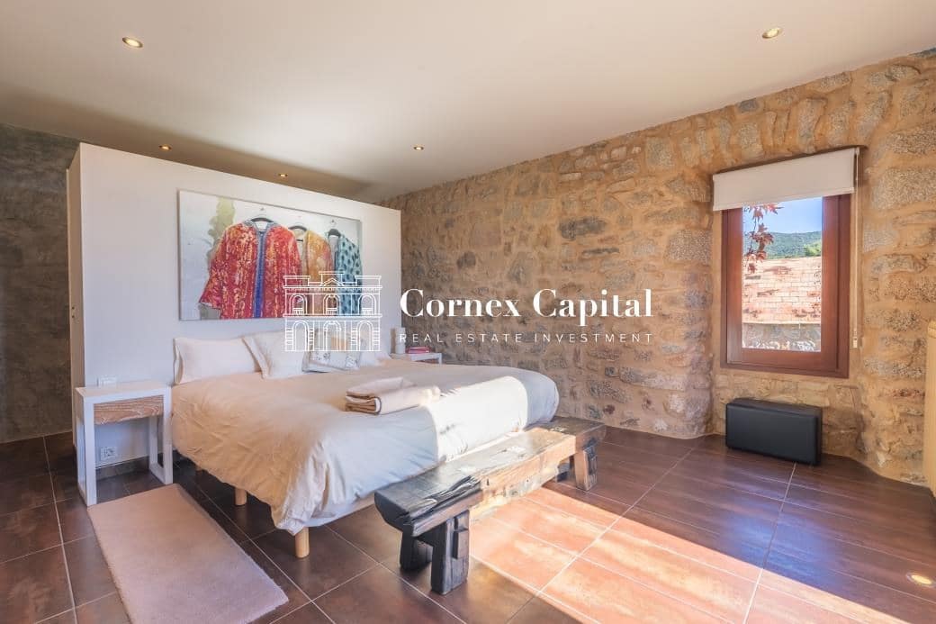 10 makuuhuone Maalaistalo myytävänä paikassa Macanet de Cabrenys mukana 
autotalli - 2 700 000 € (Ref: 9390389)