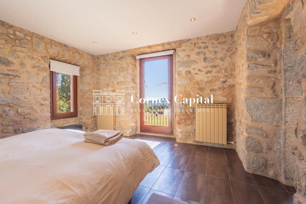 10 makuuhuone Maalaistalo myytävänä paikassa Macanet de Cabrenys mukana 
autotalli - 2 700 000 € (Ref: 9390389)