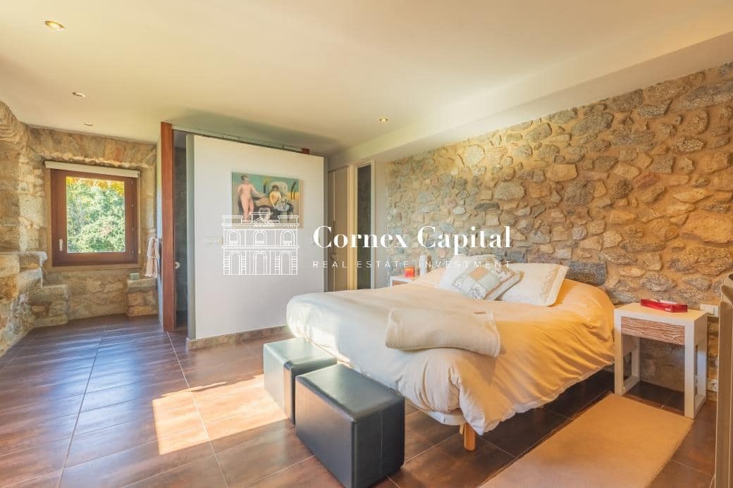 10 makuuhuone Maalaistalo myytävänä paikassa Macanet de Cabrenys mukana 
autotalli - 2 700 000 € (Ref: 9390389)