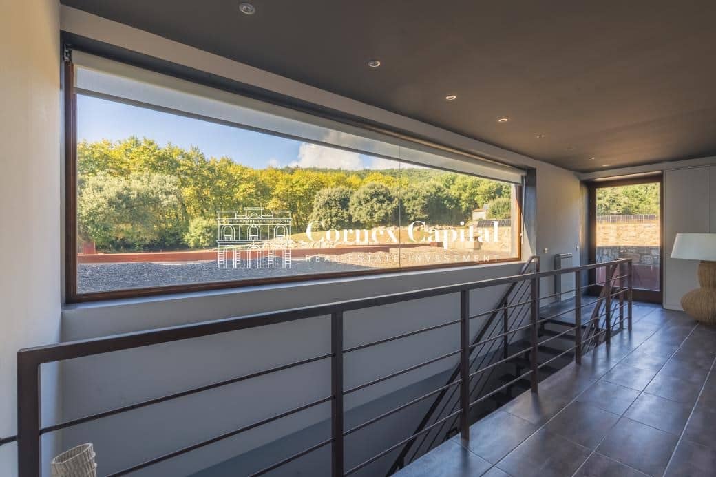 10 makuuhuone Maalaistalo myytävänä paikassa Macanet de Cabrenys mukana 
autotalli - 2 700 000 € (Ref: 9390389)