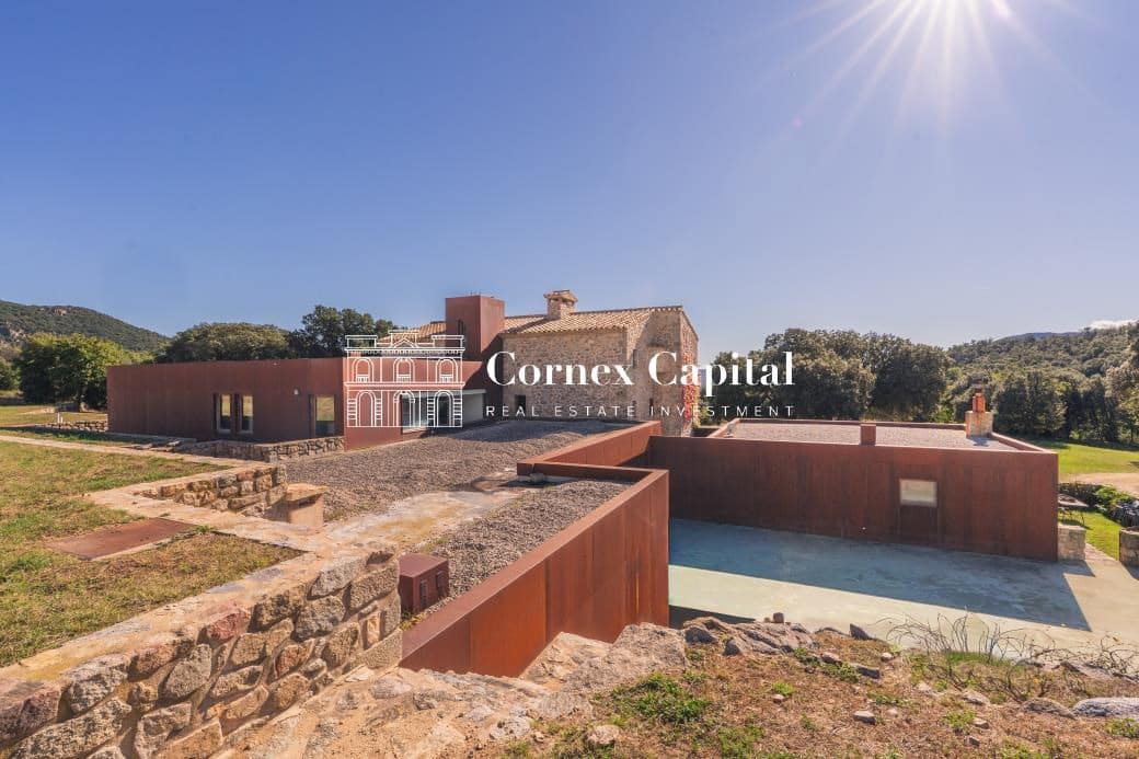 10 makuuhuone Maalaistalo myytävänä paikassa Macanet de Cabrenys mukana 
autotalli - 2 700 000 € (Ref: 9390389)