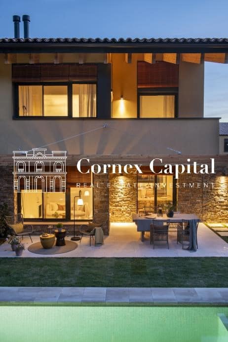 4 bedroom Terraced Villa for sale in Regencos with pool garage - € 789,000 (Ref: 9395788)