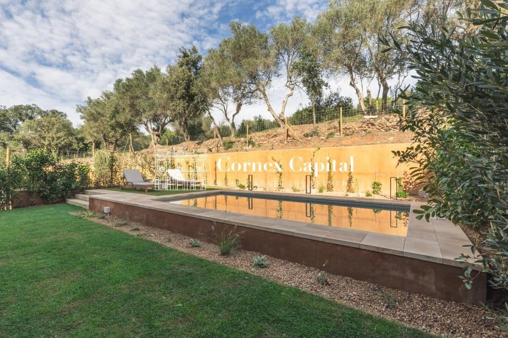 4 bedroom Terraced Villa for sale in Regencos with pool garage - € 789,000 (Ref: 9395788)