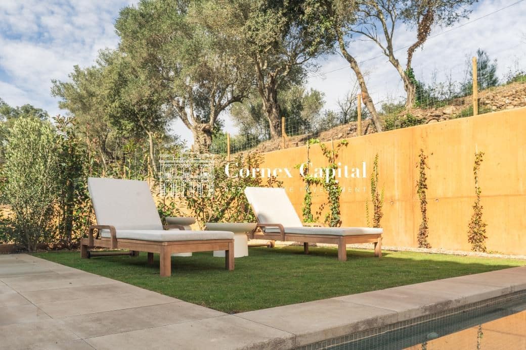 4 bedroom Terraced Villa for sale in Regencos with pool garage - € 789,000 (Ref: 9395788)