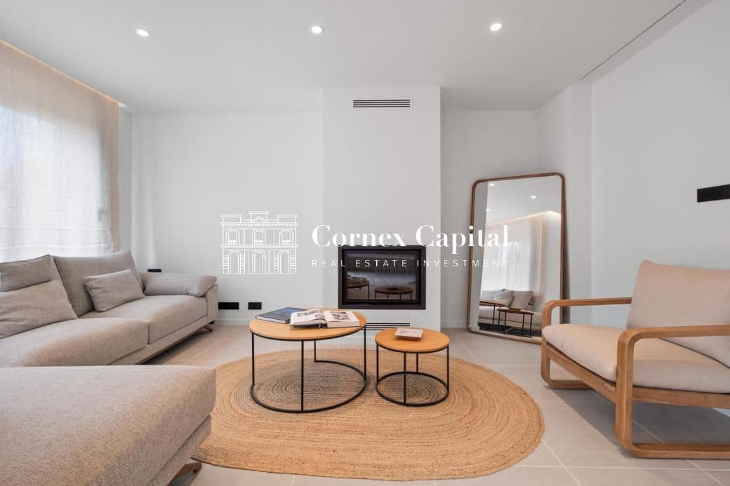 4 soverom Rekkehus til salgs i Regencos med svømmebasseng garasje - € 740 000 (Ref: 9395789)