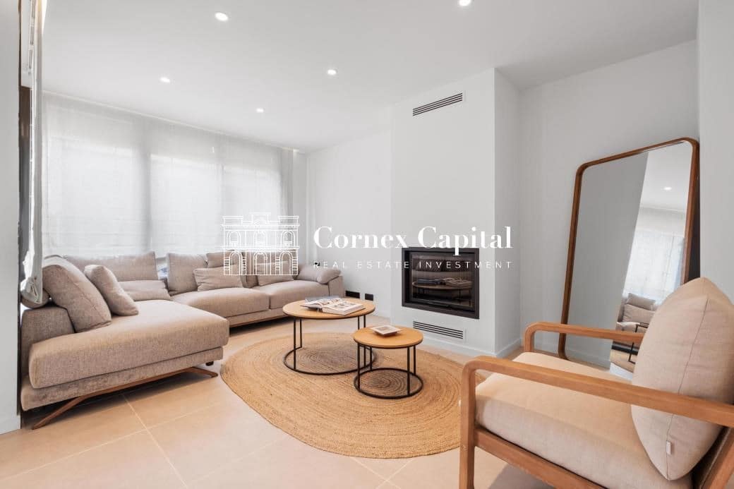 4 soverom Rekkehus til salgs i Regencos med svømmebasseng garasje - € 740 000 (Ref: 9395789)