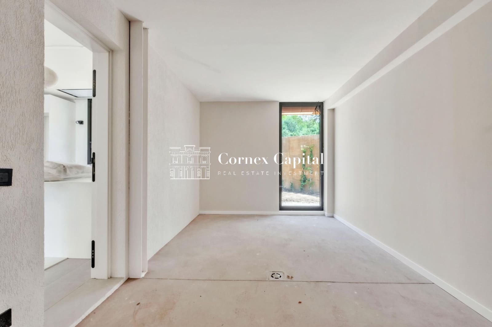 4 soverom Rekkehus til salgs i Regencos med svømmebasseng garasje - € 740 000 (Ref: 9395789)