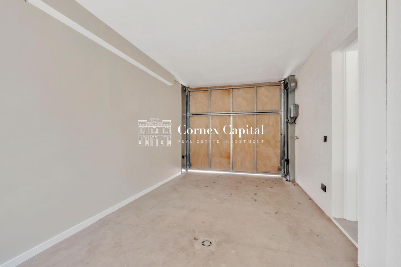 4 soverom Rekkehus til salgs i Regencos med svømmebasseng garasje - € 740 000 (Ref: 9395789)