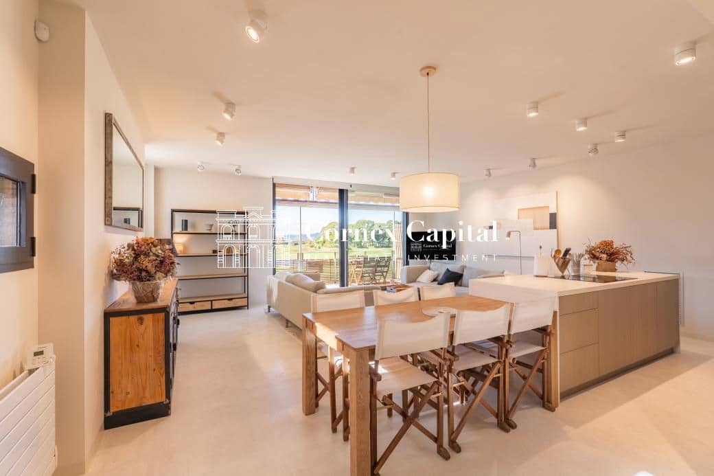 2 sovrum Lägenhet att hyra i Gualta med garage - 2 100 € (Ref: 9400556)