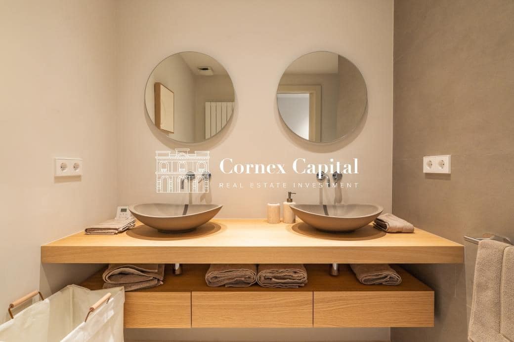 2 sovrum Lägenhet att hyra i Gualta med garage - 2 100 € (Ref: 9400556)