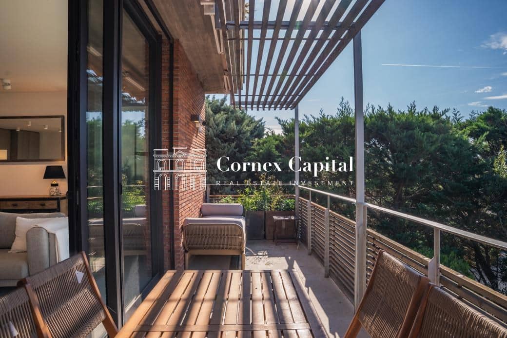 2 sovrum Lägenhet att hyra i Gualta med garage - 2 100 € (Ref: 9400556)