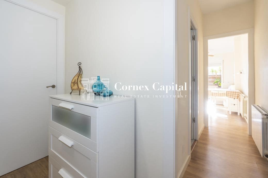 2 soveværelse Lejlighed til salg i Barcelona by - € 420.000 (Ref: 9403271)