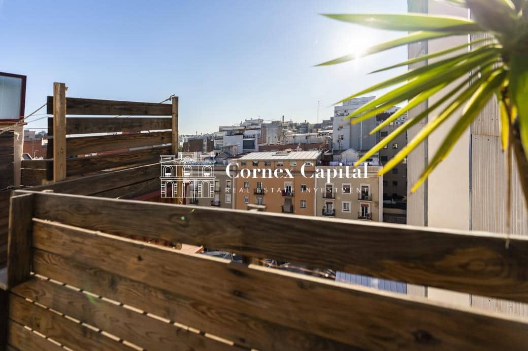 2 soveværelse Lejlighed til salg i Barcelona by - € 420.000 (Ref: 9403271)