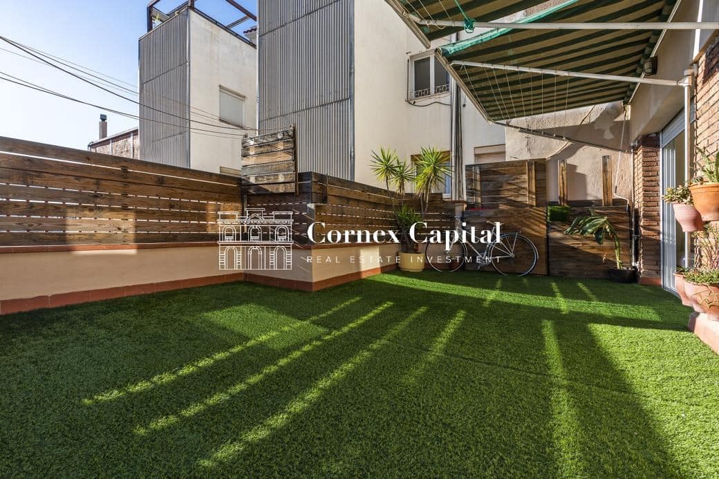 2 soveværelse Lejlighed til salg i Barcelona by - € 420.000 (Ref: 9403271)