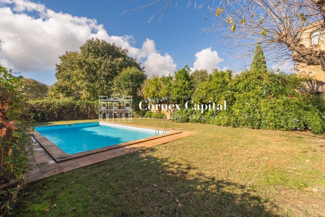 8 soveværelse Finca/Landehus til salg i Forallac med swimmingpool garage - € 2.600.000 (Ref: 9410730)