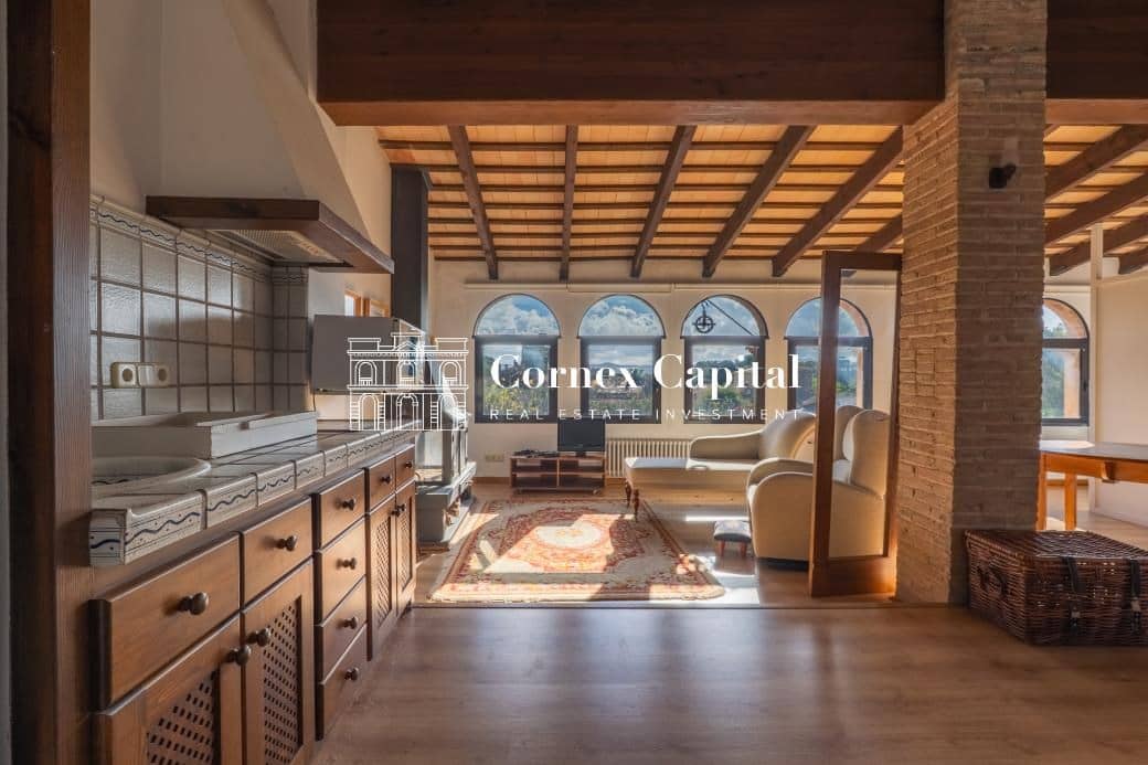 8 soveværelse Finca/Landehus til salg i Forallac med swimmingpool garage - € 2.600.000 (Ref: 9410730)