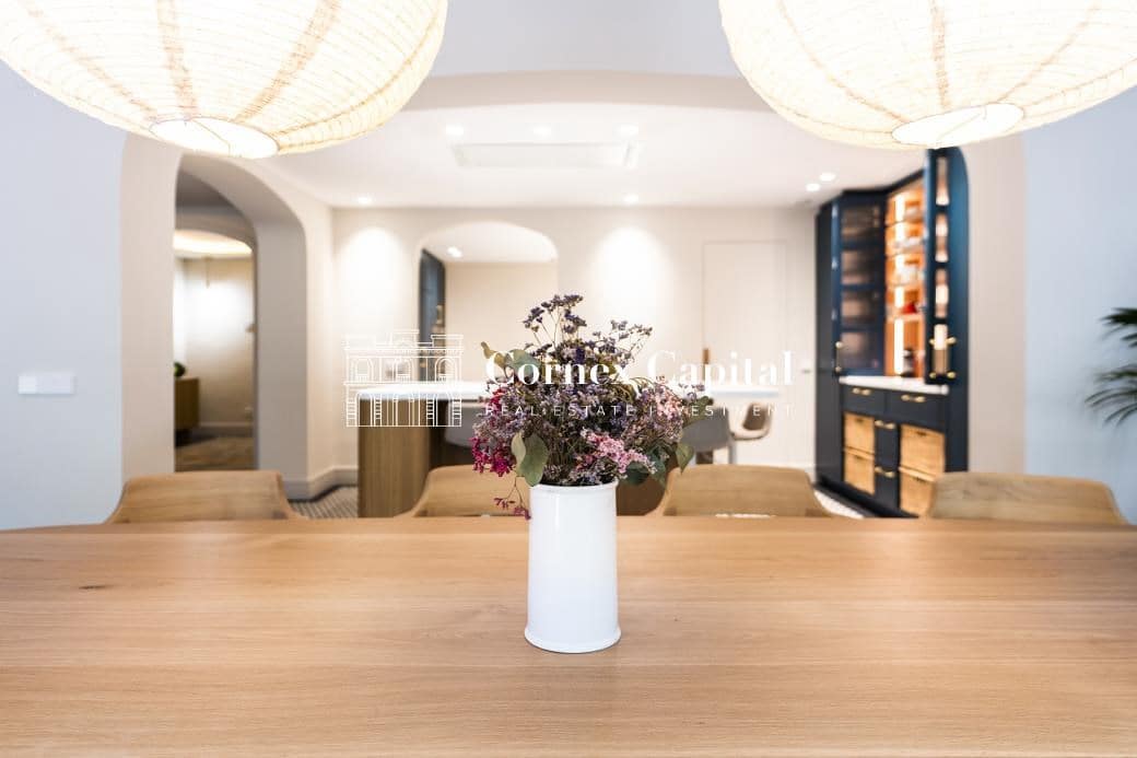 4 sovrum Lägenhet till salu i Barcelona stad med garage - 1 940 000 € (Ref: 9422073)