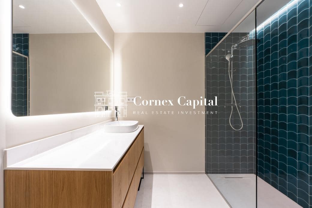 4 sovrum Lägenhet till salu i Barcelona stad med garage - 1 940 000 € (Ref: 9422073)