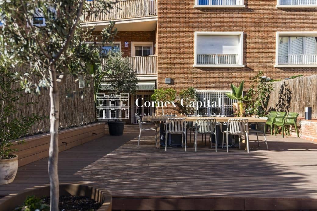 4 sovrum Lägenhet till salu i Barcelona stad med garage - 1 940 000 € (Ref: 9422073)