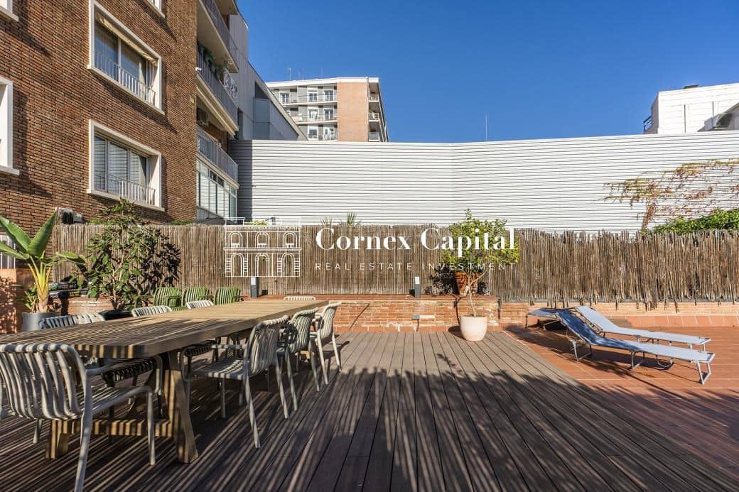 4 sovrum Lägenhet till salu i Barcelona stad med garage - 1 940 000 € (Ref: 9422073)