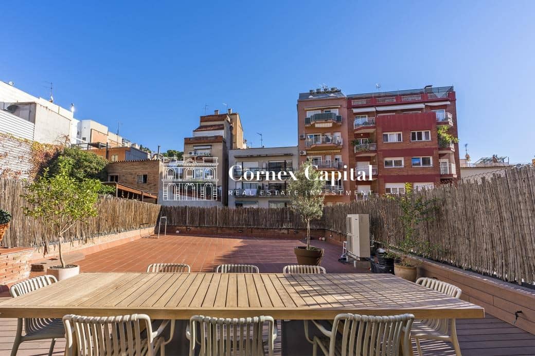 4 sovrum Lägenhet till salu i Barcelona stad med garage - 1 940 000 € (Ref: 9422073)