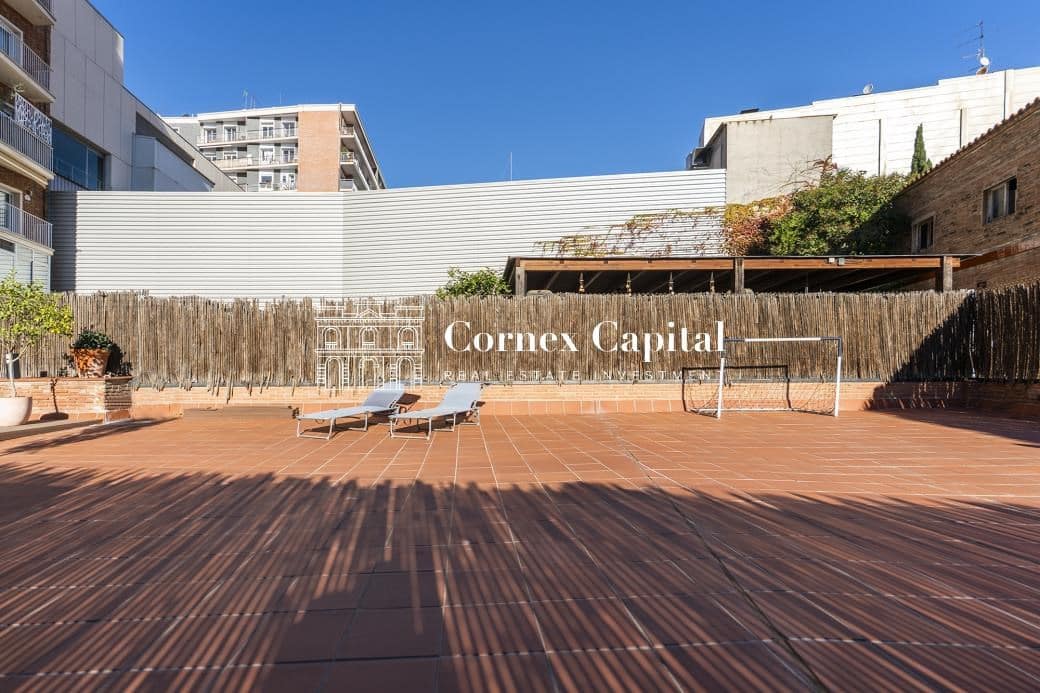 4 sovrum Lägenhet till salu i Barcelona stad med garage - 1 940 000 € (Ref: 9422073)