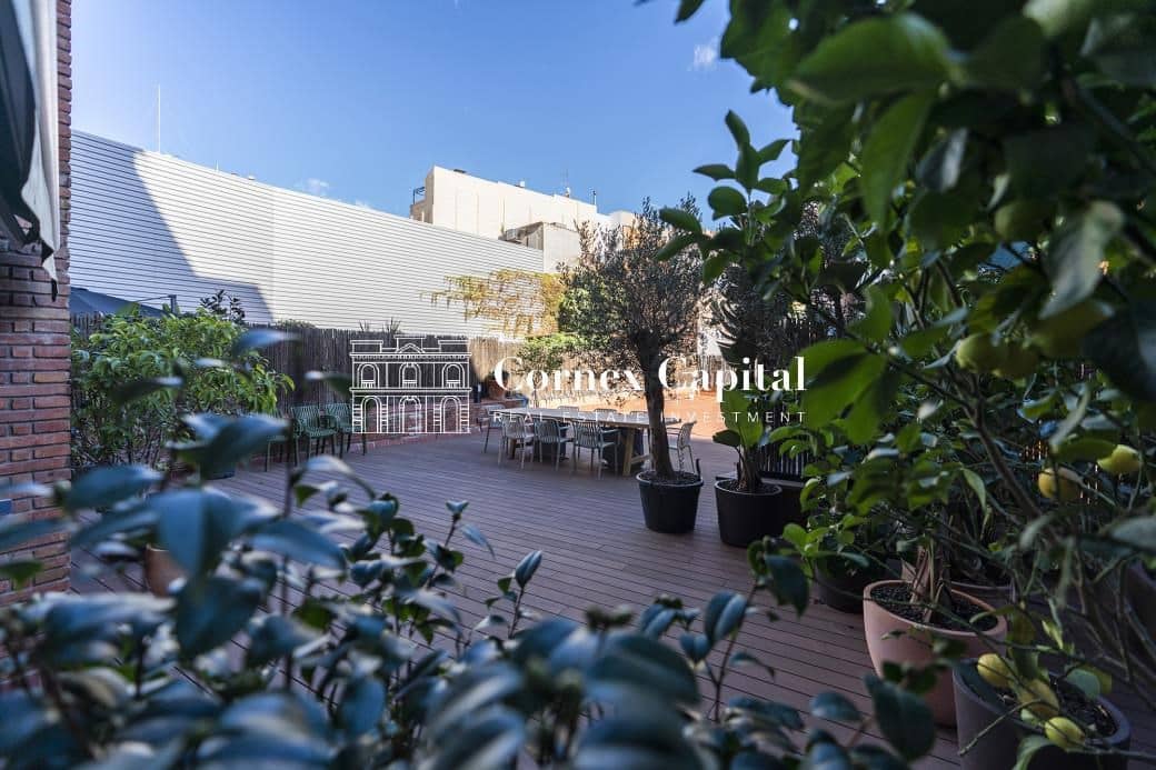 4 sovrum Lägenhet till salu i Barcelona stad med garage - 1 940 000 € (Ref: 9422073)