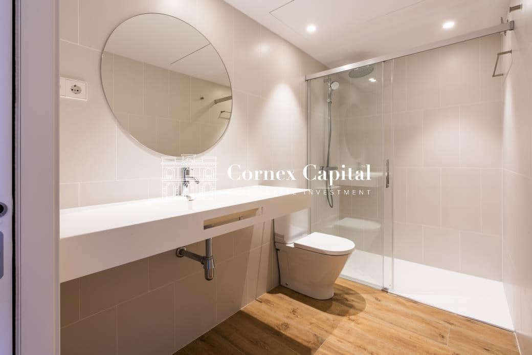 2 soveværelse Lejlighed til salg i Barcelona by - € 480.000 (Ref: 9433299)