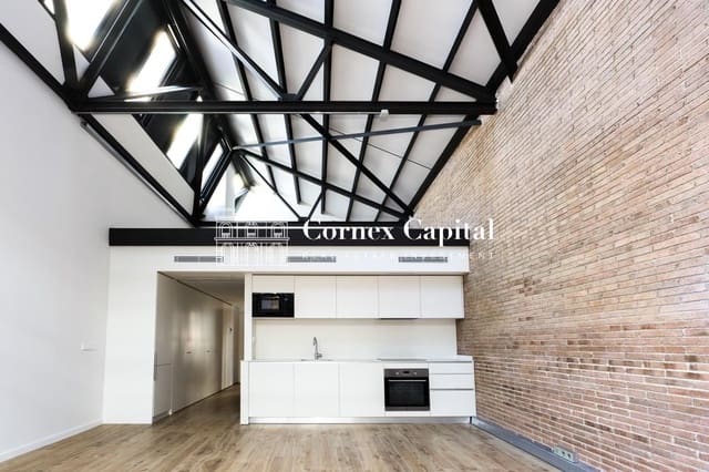 2 makuuhuone Huoneisto myytävänä paikassa El Poblenou, Barcelona kaupunki - 480 000 € (Ref: 9433299)