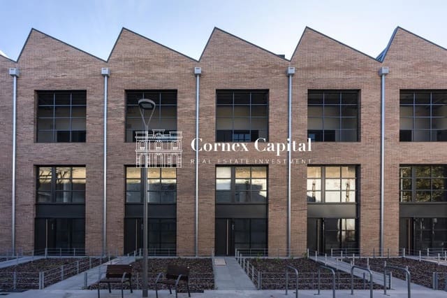 2 makuuhuone Huoneisto myytävänä paikassa El Poblenou, Barcelona kaupunki - 480 000 € (Ref: 9433299)