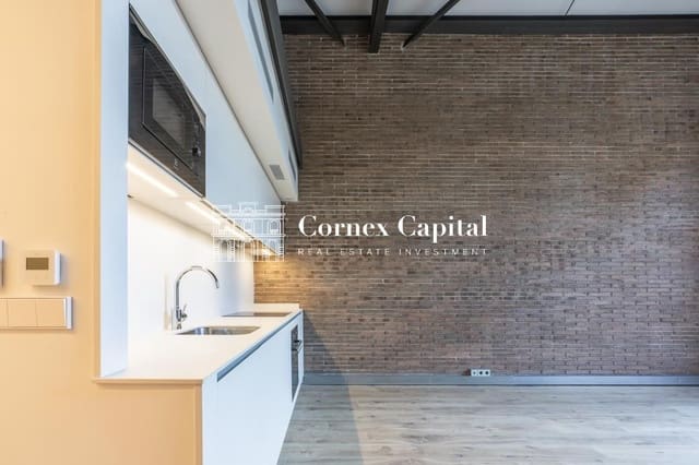 2 makuuhuone Huoneisto myytävänä paikassa El Poblenou, Barcelona kaupunki - 480 000 € (Ref: 9433299)