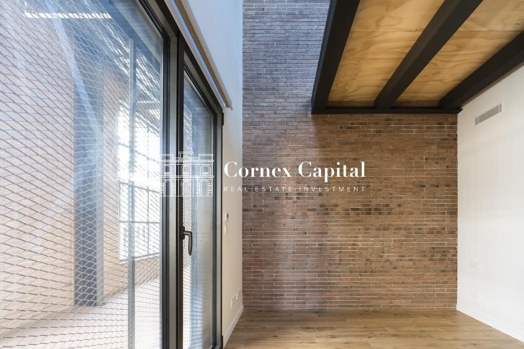 2 soveværelse Lejlighed til salg i Barcelona by - € 480.000 (Ref: 9433299)