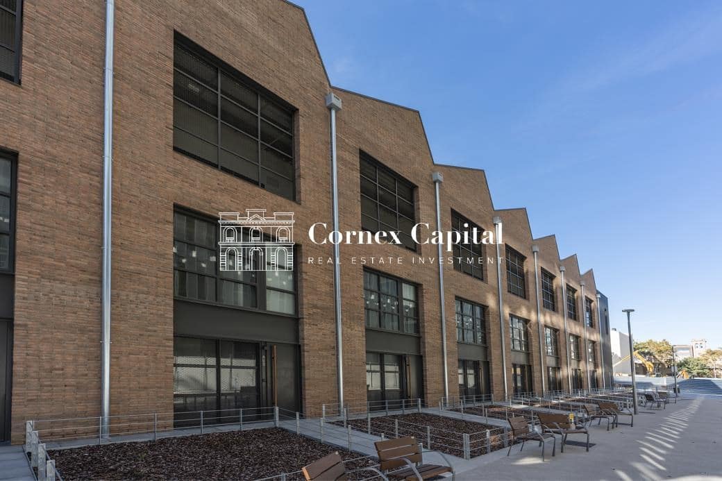 2 soveværelse Lejlighed til salg i Barcelona by - € 480.000 (Ref: 9433299)